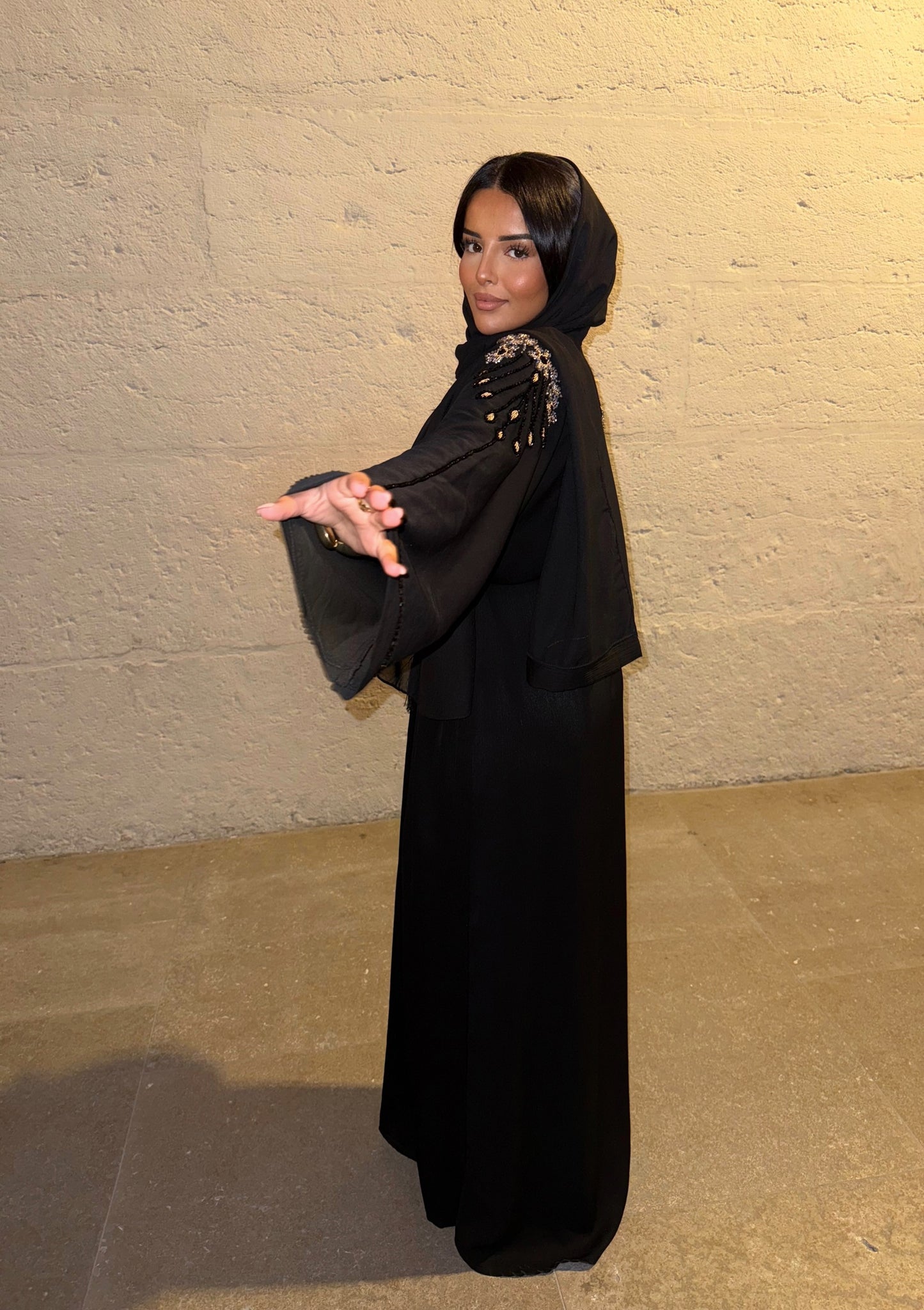 ABAYA MALAK